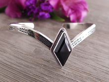 Load image into Gallery viewer, Black Onyx Chevron Cuff Bracelet