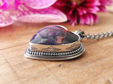 Load image into Gallery viewer, Tiffany Stone Heart Necklace