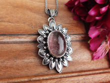 Load image into Gallery viewer, Garden Quartz Pendant