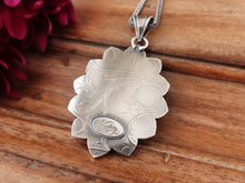 Load image into Gallery viewer, Garden Quartz Pendant