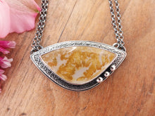 Load image into Gallery viewer, Dendritic Quartz Pendant