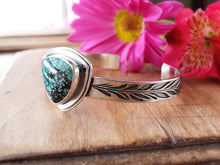 Load image into Gallery viewer, Hubei Turquoise Cuff Bracelet