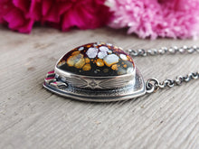 Load image into Gallery viewer, Luna Oscura / Dark Moon Stone Necklace