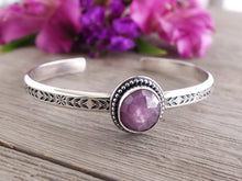 Load image into Gallery viewer, Rose Cut Sapphire Cuff Bracelet