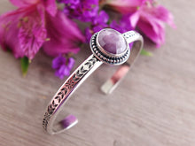 Load image into Gallery viewer, Rose Cut Sapphire Cuff Bracelet