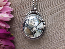 Load image into Gallery viewer, Lavender Hubei Turquoise Pendant