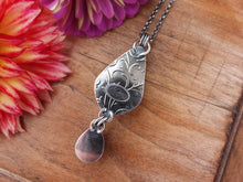 Load image into Gallery viewer, Chrysoprase and Aquamarine Necklace