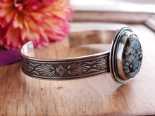 Load image into Gallery viewer, Hubei Turquoise Cuff Bracelet