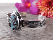 Load image into Gallery viewer, Hubei Turquoise Cuff Bracelet