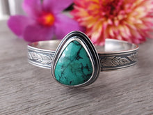 Load image into Gallery viewer, Green Hubei Turquoise Cuff Bracelet