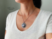 Load image into Gallery viewer, Purple Passion Agate Pendant