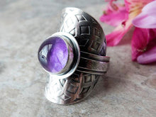 Load image into Gallery viewer, Amethyst Saddle Ring (Choose Your Size)